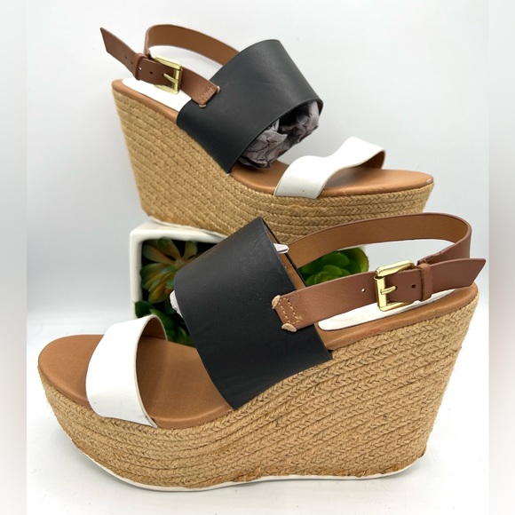 Kenneth Cole Reaction Shoes - 🌺Kenneth Cole Oscar Go Wedges🌸🌺
